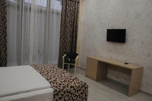 Hostal Raduzhny Guest House