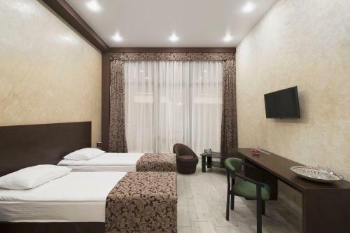 Hostal Raduzhny Guest House