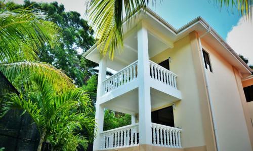 The Cove Holiday Apartment