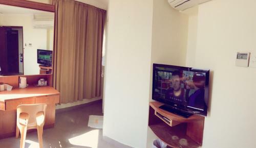 Golden Star Hotel