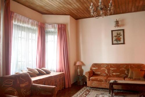 Bed & Breakfast Samri Holiday Bunglow