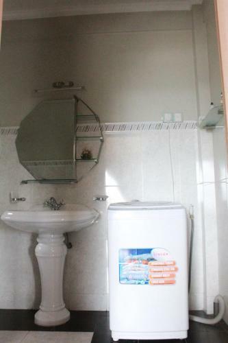 9 A Apartment