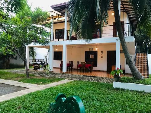 Freedom Lodge Tissamaharama