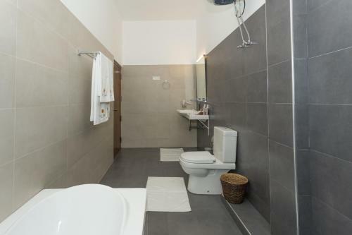 Grand Camellia Hotel