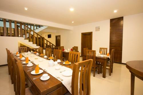 Grand Camellia Hotel