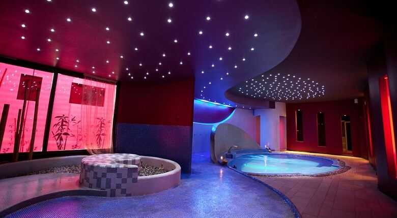 Residencia Riva Marina Resort