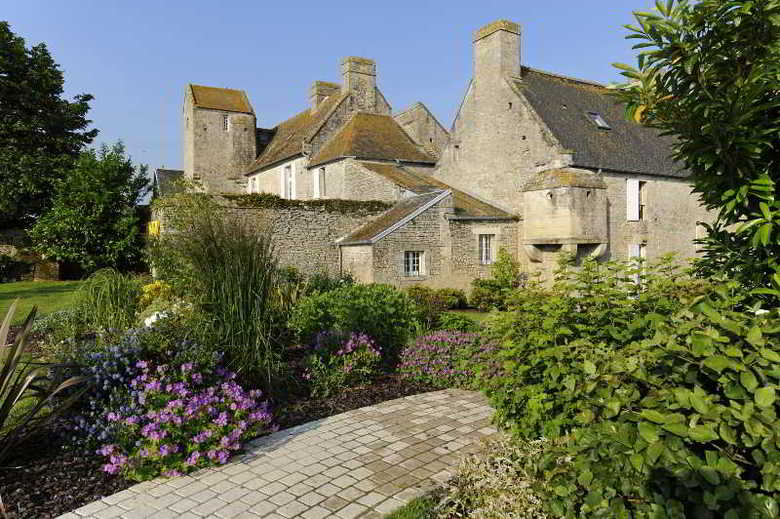 Hotel Ferme De La Ran�onni�re Ou Manoir De Mathan