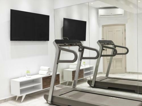 Hotel Astra Suites
