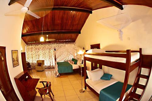 Lodge Colombo Villa (town House)