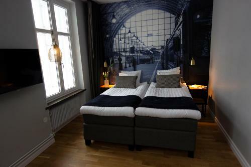 Livin Station Hotel
