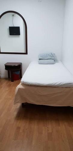Three Crown Hostel