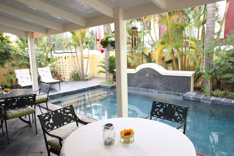 Hostal Hunneyball House