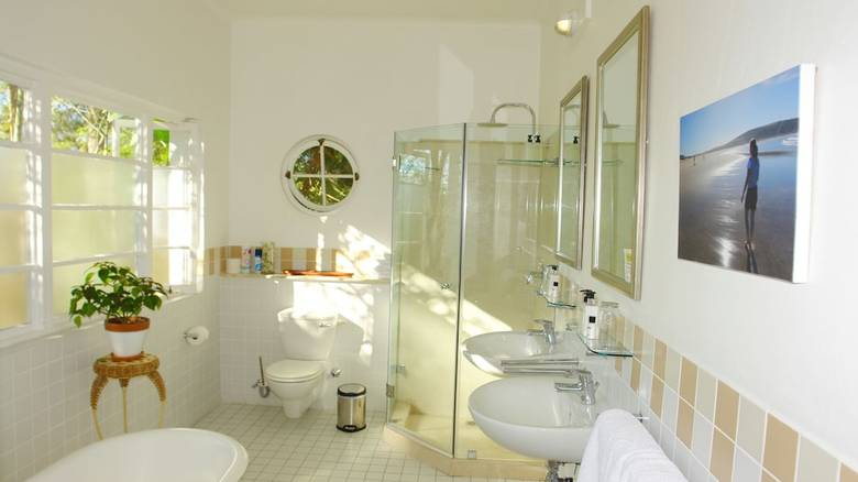 Hostal Hunneyball House