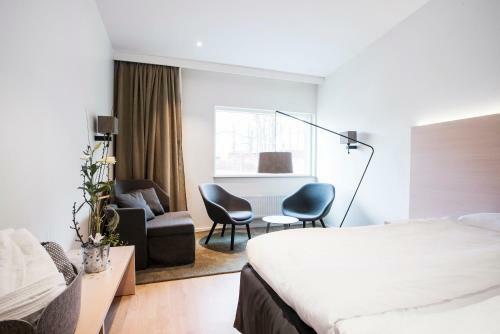 Rc Hotel Sport's & Business