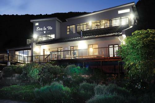 Hostal Sea La Vie Beach House