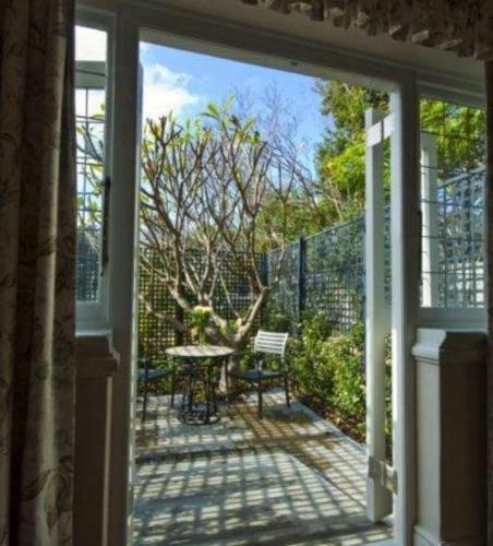 Hostal Roodenburg House
