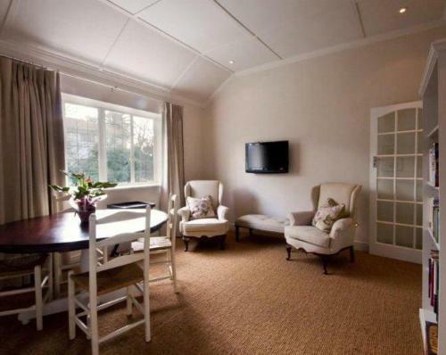 Hostal Roodenburg House