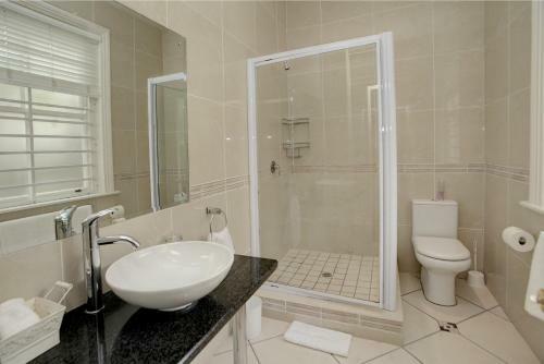 Hostal Clementine Guesthouse