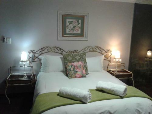 Hostal Tuscana Villa Guesthouse