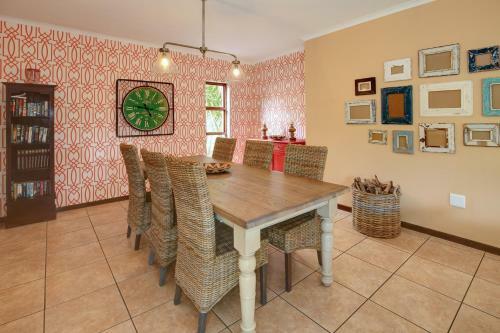 Hostal Aziza Guest House