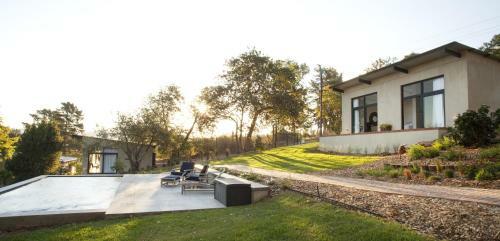 Hostal Sugarbird Manor