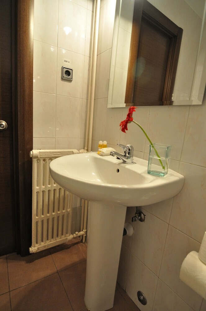 Hostal Ballesta