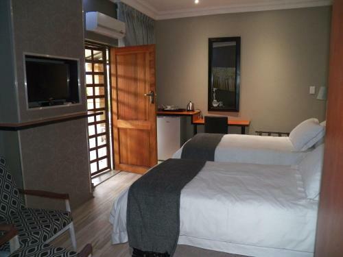 Hostal 50 On Greeff