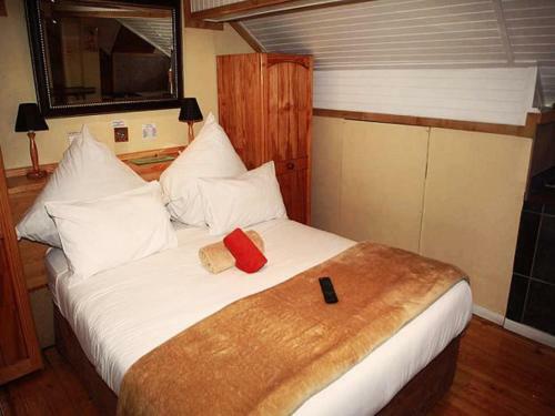 Hostal Tudor Lodge & Tours Cc