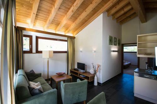 Apartamentos Chasa Miramont
