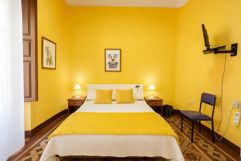 Hostal Antares