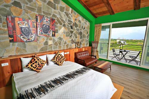 Lotung Stay B&B