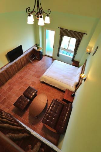 Lotung Stay B&B