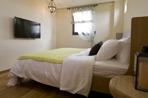 Sunnylands B&B