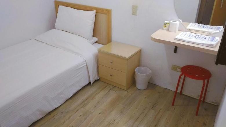 Chia Rong Hostel