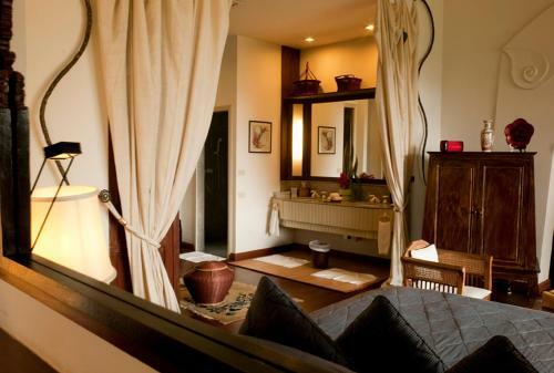 Bed & Breakfast Lana Thai Villa