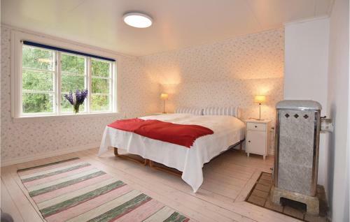 Three-bedroom Holiday Home In Grums