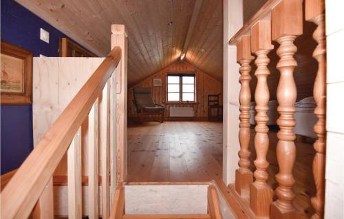 Two-bedroom Holiday Home In Hamburgsund