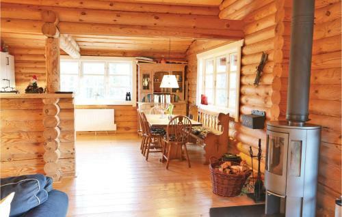 Four-bedroom Holiday Home In Gnosjo