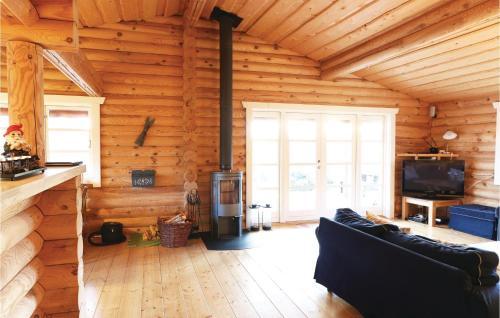 Four-bedroom Holiday Home In Gnosjo