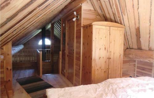 Three-bedroom Holiday Home In Huskvarne