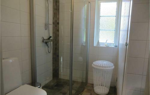 Three-bedroom Holiday Home In Huskvarne