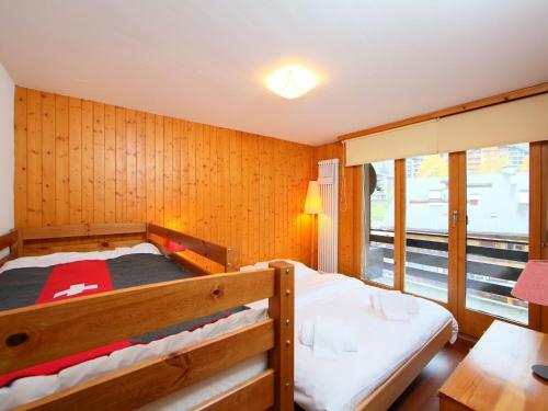 Apartment Beau-s�jour No 24