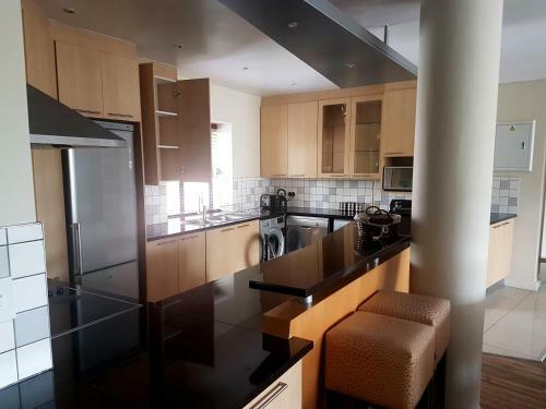 Weom Apartments