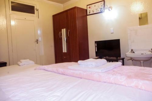 Hostal Ltn Lodge