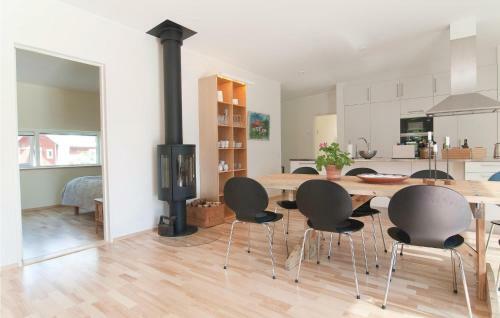 Three-bedroom Holiday Home In Visby