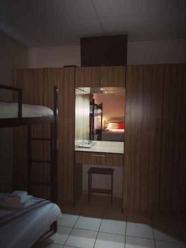 Hostal Rose Garden Overnight Stay