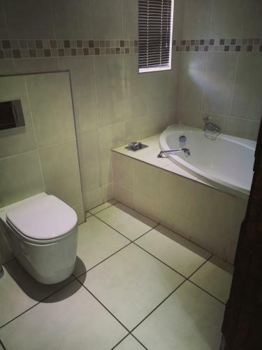 Hostal Rose Garden Overnight Stay