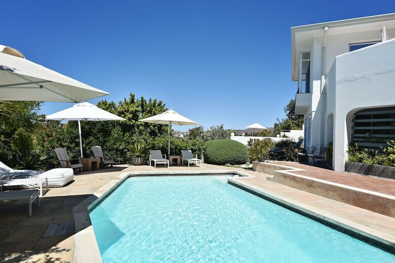 Hostal Vilacqua Boutique Guest Villa