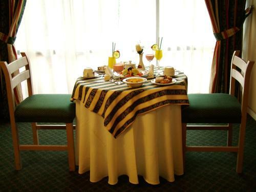 Royal Lodge Hotel (unete)