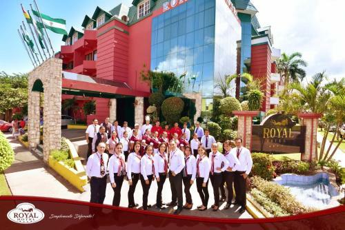 Royal Lodge Hotel (unete)